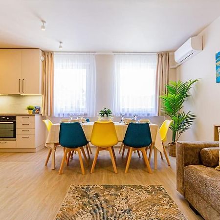 Roomy Apartment 80Sqm At City Center Free Parking Space, Ac & Balcony 부다페스트 외부 사진