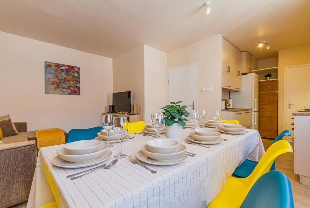 Roomy Apartment 80Sqm At City Center Free Parking Space, Ac & Balcony 부다페스트 외부 사진