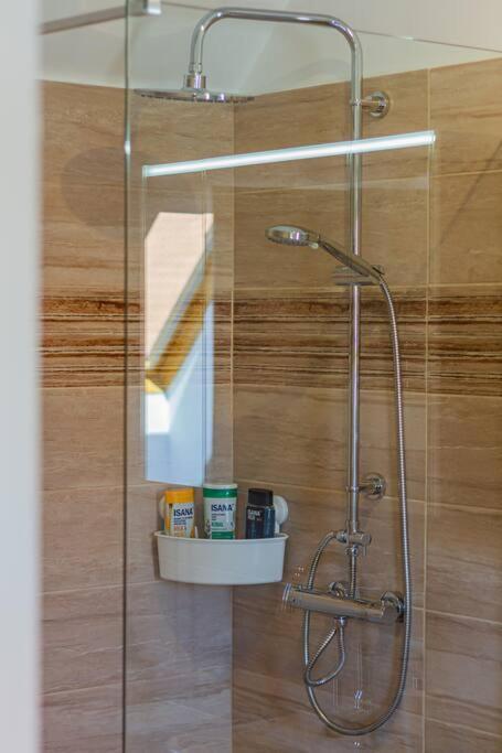 Roomy Apartment 80Sqm At City Center Free Parking Space, Ac & Balcony 부다페스트 외부 사진