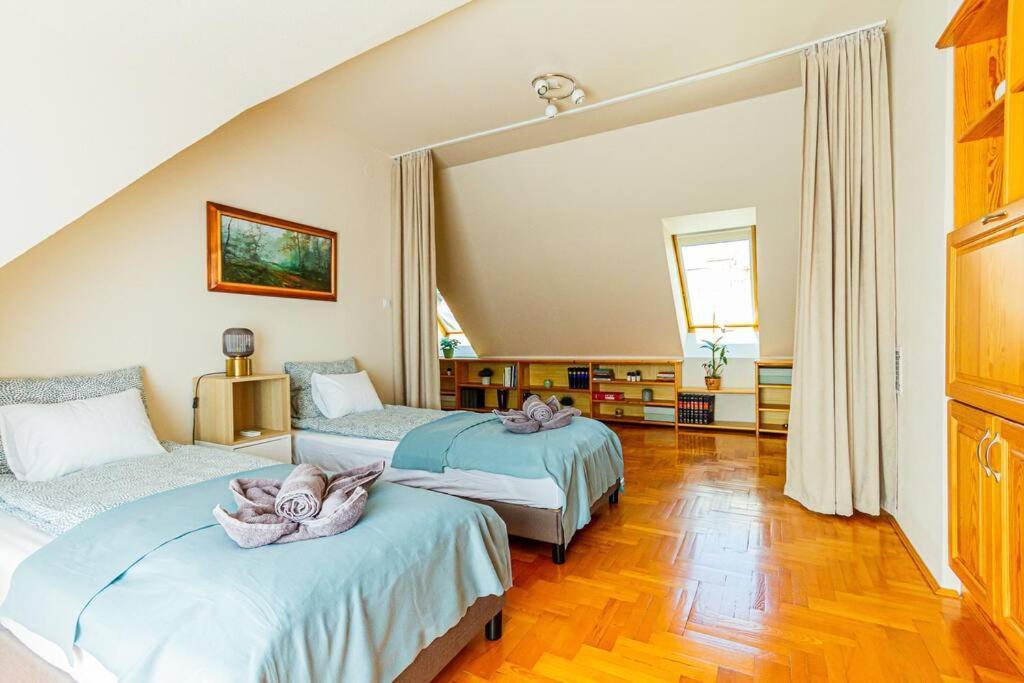Roomy Apartment 80Sqm At City Center Free Parking Space, Ac & Balcony 부다페스트 외부 사진