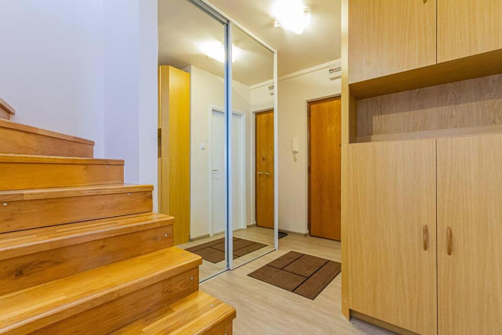 Roomy Apartment 80Sqm At City Center Free Parking Space, Ac & Balcony 부다페스트 외부 사진