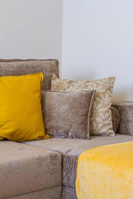 Roomy Apartment 80Sqm At City Center Free Parking Space, Ac & Balcony 부다페스트 외부 사진